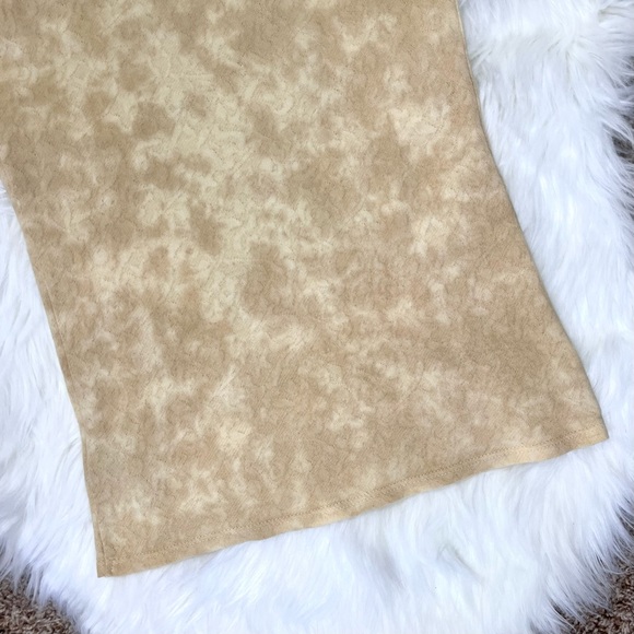 🛑SOLD🛑Free People Beaded Secret Heart Tank Top Gold Embellishments Size Small - Picture 9 of 10